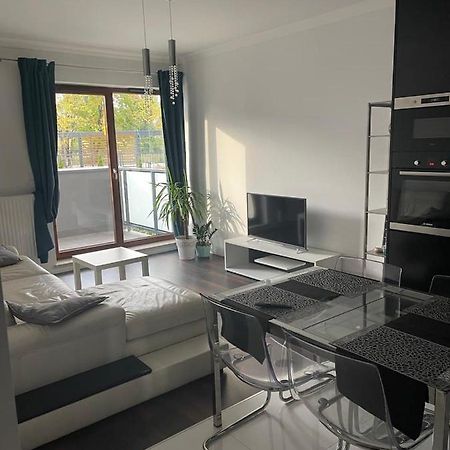House4You Apartament Sakura Airport Chopin Warsaw Luaran gambar