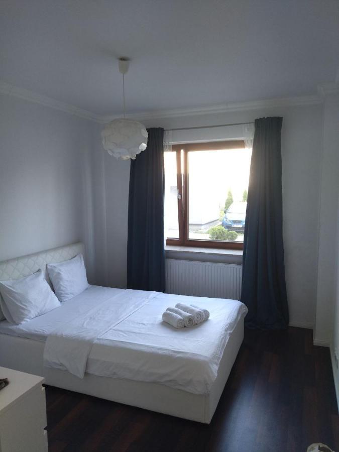House4You Apartament Sakura Airport Chopin Warsaw Luaran gambar